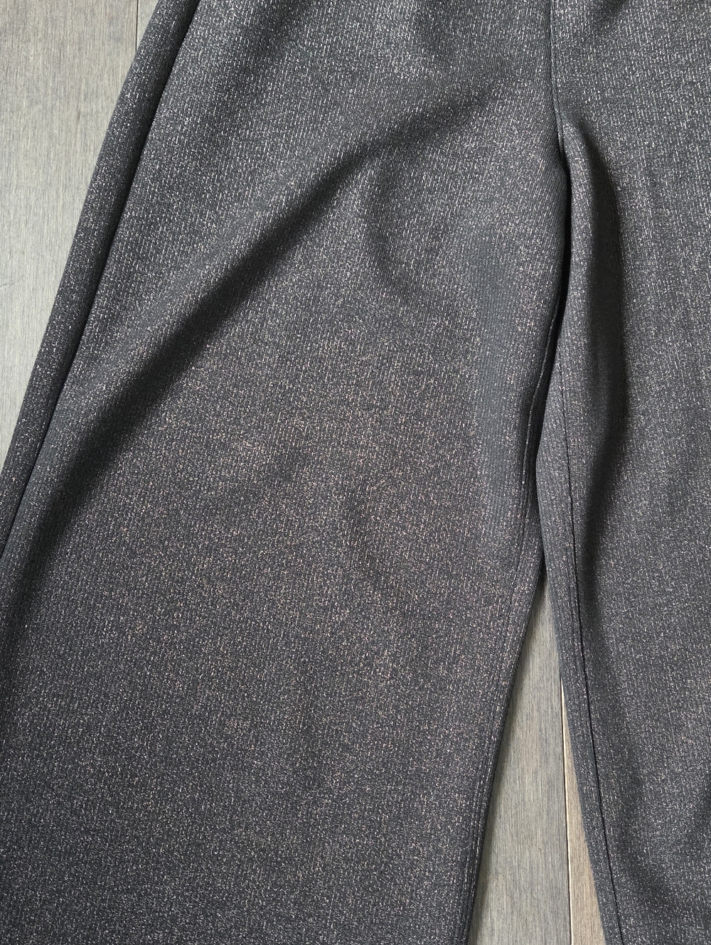 SPANX AirEssentials Wide Leg Pant With Shimmer - Picture 4 of 6